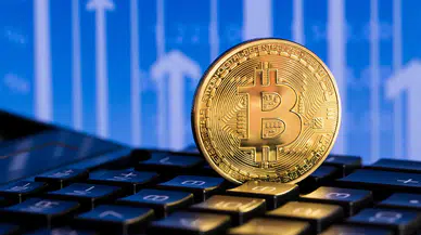 Bitcoin son bir ayın zirvesinde: 74 bin dolar seviyesine yükseldi