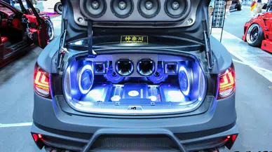 Ses sistemi cezası ertelendi mi, ne kadar oldu? 2026 trafik düzenlemesiyle yeni cezalar açıklandı