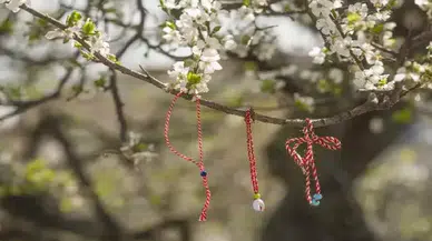 Marteniçka bilekliği: Baharın gelişiyle yeniden merak konusu! Hikayesi ve sırlarıyla Marteniçka