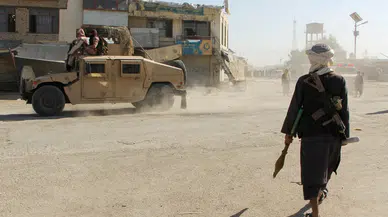 Afganistan ve Pakistan arasında bayram ateşkesi: Operasyonlar geçici olarak durduruldu