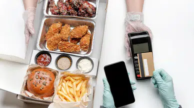 Online yemek siparişlerinde “gizli ücret” dönemi bitiyor