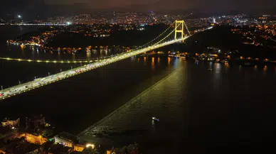 FSM Köprüsü sarıya büründü: Endometriozis farkındalığına dikkat çekildi