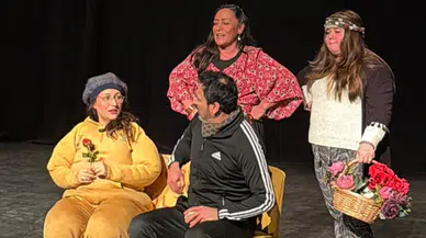 Brüksel’de Binfikir Tiyatrosu ile çifte bayram coşkusu