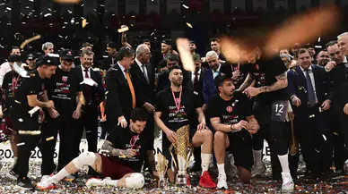 Efeler Ligi’nde şampiyon Ziraat Bankkart