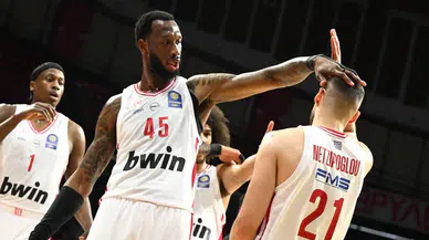 Olympiakos, EuroLeague’de play-off biletini alan ilk takım oldu