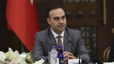 Bakan Kacır: Yabancı yatırımcı Türkiye’de uzaktan şirket kurabilecek