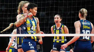 Fenerbahçe Medicana, VakıfBank’ı 3-2 mağlup ederek seriyi 2-2'ye getirdi