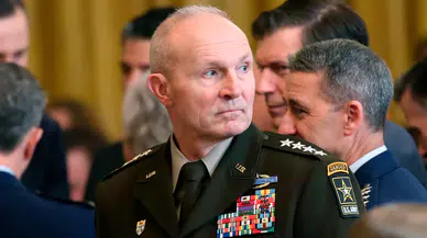 Pentagon'da büyük tasfiye: Kara Kuvvetleri Komutanı Randy George derhal emekli edildi