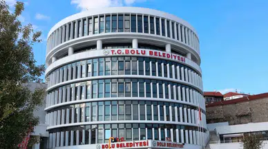 Bolu Belediyesi’ne şafak operasyonu: Jandarma binada arama yaptı!