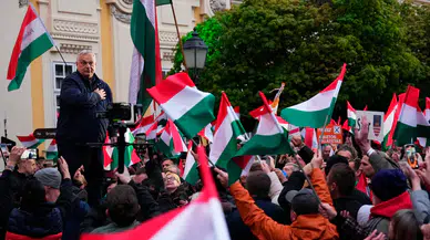 Macaristan sandık başında: Orban’ın 16 yıllık kalesi sarsılıyor