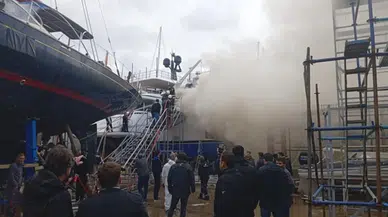 Sadri Şener’in lüks yatında korkutan yangın