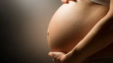 Doğum izni 24 haftaya çıkarıldı: Yeni düzenleme Meclis’ten geçti