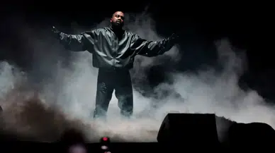 Kanye West’in Polonya konseri iptal edildi: Nazi sempatisi pahalıya patladı