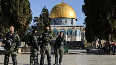 Mescid-i Aksa, 41 gün aradan sonra yeniden ibadete açıldı