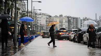 Meteoroloji’den kuvvetli sağanak uyarısı: Ege hariç tüm bölgelerde yağış bekleniyor