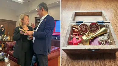 Özgür Özel genel başkanlık mührünü CHP’li vekile emanet etti