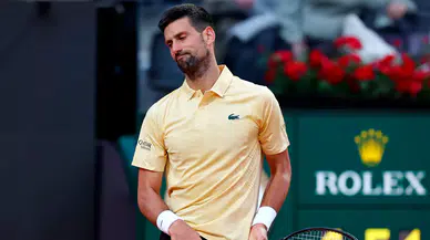 Roma’da Djokovic depremi: İlk maçında 20 yaşındaki rakibine boyun eğdi