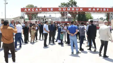 Şanlıurfa Valiliği duyurdu: Akçakale Sınır Kapısı’nda Suriye’ye geçişler pasaportla başlayacak