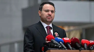 Akın Gürlek CHP mutlak butlan kararı sonrası basın toplantısı düzenledi: "İrade milletindir, delegenindir, üyelerindir"