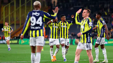 Talisca'nın hat-tricki ile fark 4'e indi: Fenerbahçe az da olsa umudunu sürdürdü