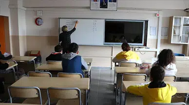 Kurban Bayramı tatili 2026: Okullar ve üniversiteler 9 gün kapalı olacak mı?