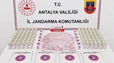 Antalya'da zehir tacirlerine darbe: Turistlere uyuşturucu satan 15 kişi tutuklandı
