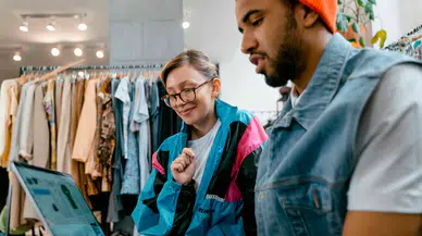 E-ticaret raporu açıklandı: İkinci el kıyafet ve yenilenmiş telefon satışları patladı