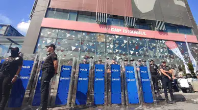 CHP İstanbul İl Başkanlığı davasında yeni karar: Gürsel Tekin görevine devam edecek