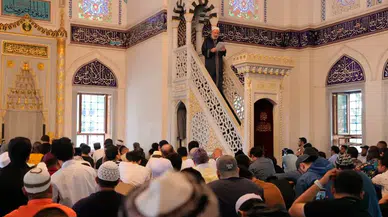 Japonya'da Kurban Bayramı coşkusu camilere sığmadı: Bayram namazı yoğunluk nedeniyle üç kez kılındı