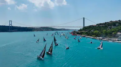 İstanbul Boğazı gemi trafiğine çift yönlü kapatıldı