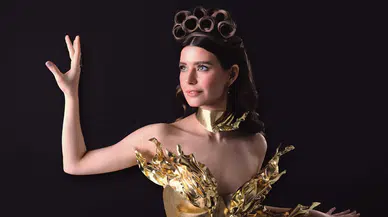 Beren Saat'in ilk albümü "Exuberance" yayımladı