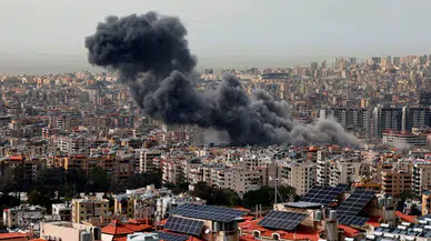 İsrail ateşkese rağmen Beyrut'u vurdu: Dahiye'de ön uyarısız bombardıman