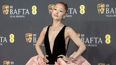 Ariana Grande’den Beyaz Saray’a tepki: Şarkısının göçmen operasyonu videosunda kullanılmasına karşı çıktı