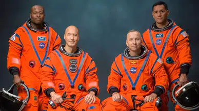 NASA Artemis III astronotlarını açıkladı: Kadın astronot olmaması tartışma yarattı