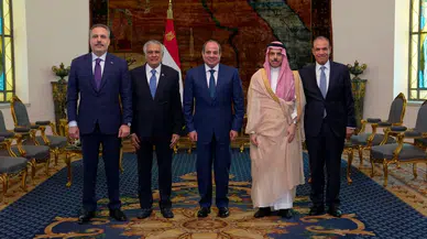 Dışişleri Bakanı Hakan Fidan Kahire'de Mısır Cumhurbaşkanı Sisi tarafından kabul edildi