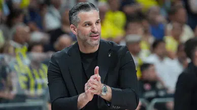 Alimpijevic'ten şampiyonluk kaçtıktan sonra gurur dolu sözler: Beşiktaş'ı zirveye taşıdık
