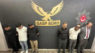 Kendini “Cumhur İttifakı Ocakları Başkanı” olarak tanıtıp AVM denetleyen Ferhat Aydoğan yakalandı
