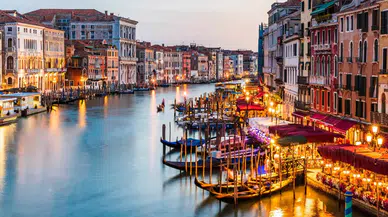 Venedik’te günübirlik turist giriş ücreti 50 euroya çıkabilir