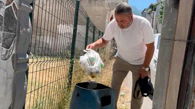 Ev hayali çöp konteynerinde bitti: Temizlik yaparken 1 kilo altını çöpe attı