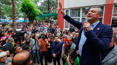 Özgür Özel: Sen partiyi başkasına verebilirsin, ben milletle gönül gönüleyim
