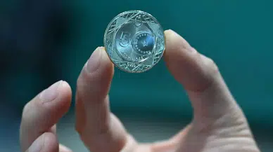 15 Temmuz'un 10. yılına özel hatıra 5 lira tedavüle girdi