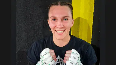 Bisiklet sürerken otomobil çarpan ünlü boksör Hannah Rapp hayatını kaybetti