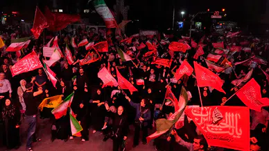 Orta Doğu alev alev: ABD'nin üçüncü dalga operasyonuna İran'dan üs saldırılarıyla yanıt