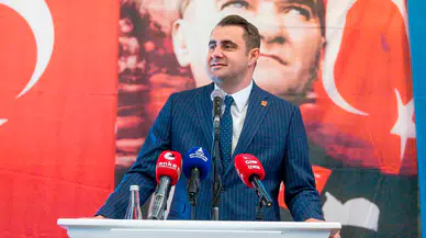 CHP İzmir'de görevden alınan Çağatay Güç partiden istifa ederek Yeni Parti'ye katıldı