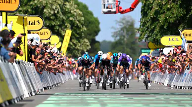 Tour de France tarihinde bir ilk: Rekor sıcaklıklar nedeniyle etap mesafesi düşürüldü