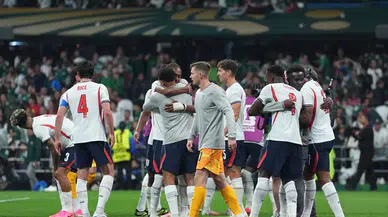 İngiltere, ev sahibi Meksika'yı eleyerek Dünya Kupası'nda çeyrek finale yükseldi