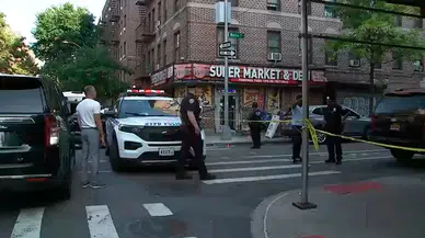 New York'ta süpermarket önündeki çatışmada yoldan geçen 12 yaşındaki çocuk öldü