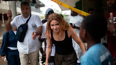Shakira'dan deprem bölgesine büyük destek: Üniversite ve 10 yeni okul inşa edilecek