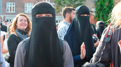 Portekiz'de kamusal alanda peçe ve burka yasağı resmen yasalaştı