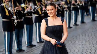 Danimarka Prensesi Isabella askerlik görevine başladı